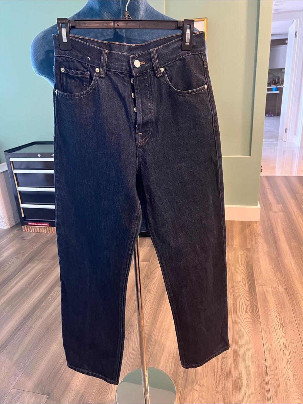 Women’s Straight Leg Black Denim Jeans - Classic High-Rise